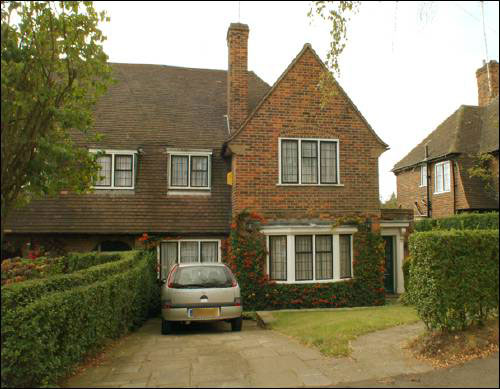 09 Blandford Close